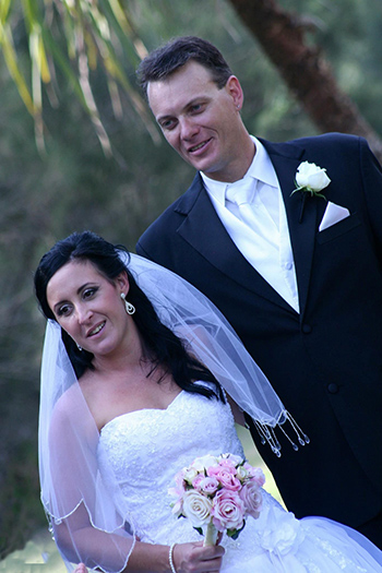 Bianca & Todd were married by Marry Me Marilyn and held their Wedding at Philip Park Main Beach 